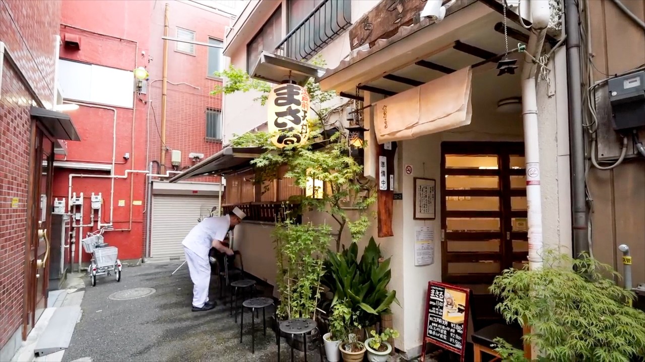 $58 for ONE Bowl! Why 1000s Wait Hours for Tokyo's Most EXPENSIVE Tempura Rice Bowl