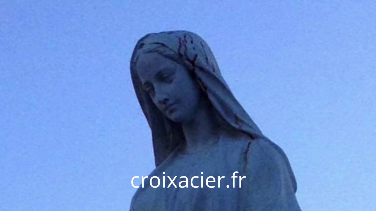 Vierge Qui Pleure Du Sang www.youtube.com