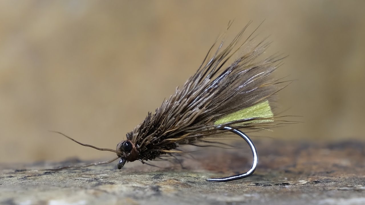 Stříhaný Chrostík z jelení srsti 14# - váže Miroslav Gutwirt