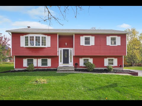 11 Regina Drive, Woodbury, NY home video tour