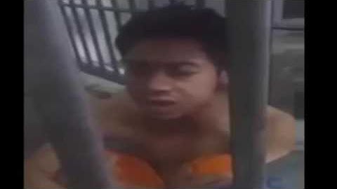 طفل مسلم من بورما يقرأ القران الكريم بعد القبض عليه اجمل صوت بالكون SD