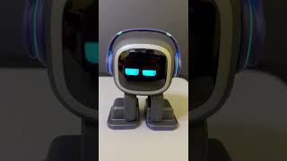 Dancing to music (EMO robot)