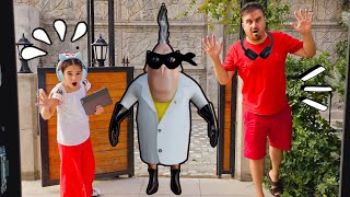 Eyvah Evi̇mi̇ze Hirsiz Gi̇rdi̇ Bakin Ne Aldi Gi̇tti̇ ?? بابا جاب لي بالون - جنى مقداد طيور بيبي