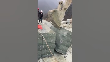 The process of splitting marble stone #shorts