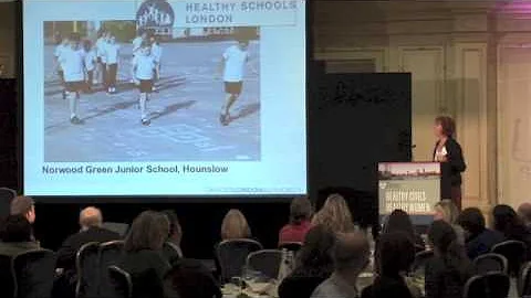 Lunch Keynote - Dr. Helen Walters