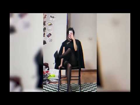 There are many girls in black stockings tiktok dance china chinese dance video
