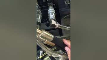 Connect HEUI pipe on EPS916  test bench.