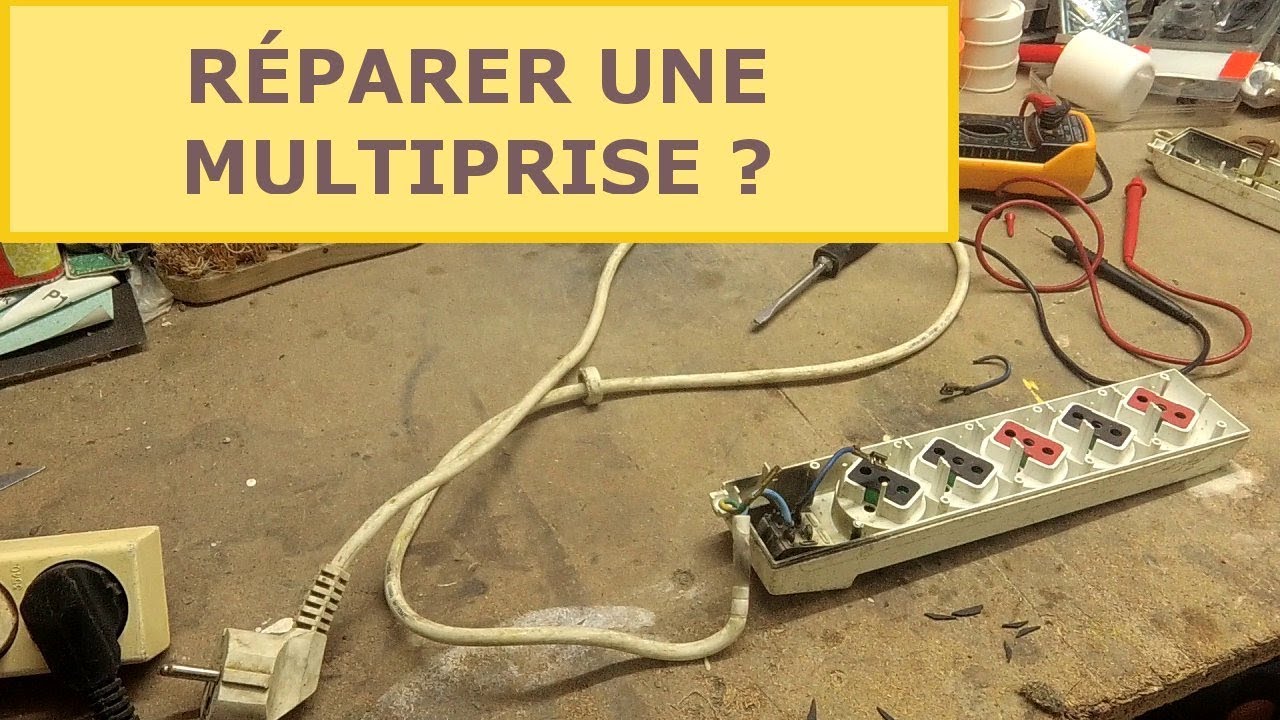 Accrocher une multiprise 