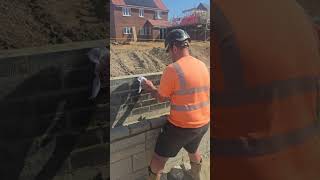 keeping the cavitys dust free #brickwork #bricklaying #brick #construction #site