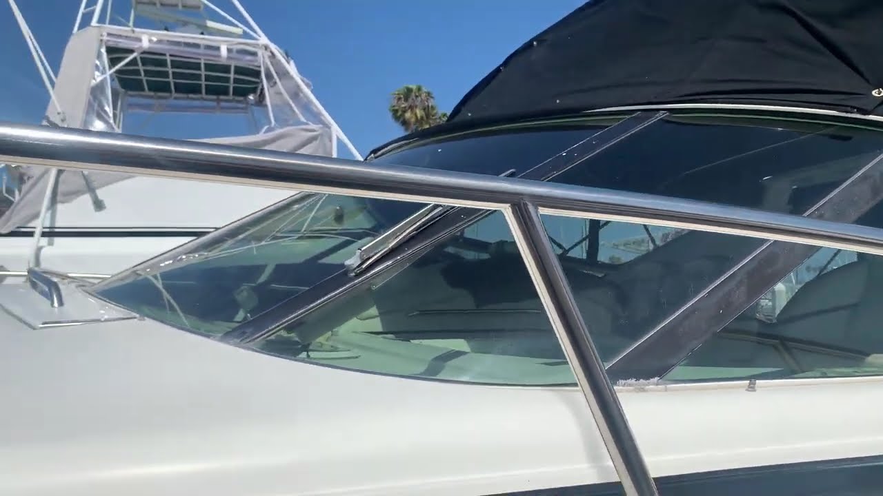 1996 Trojan 440 Express