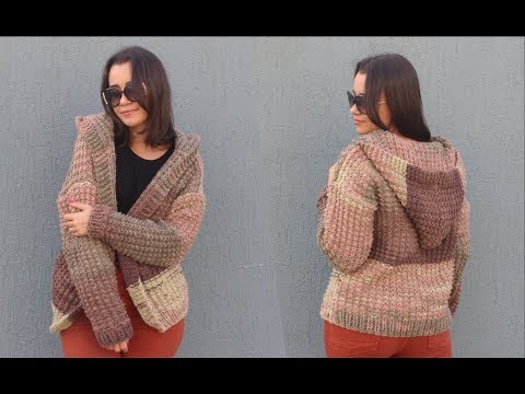 Blusa de trico com capuz Clearance