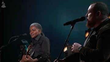 Watch LUKE COMBS & TRACY CHAPMAN Perform "FAST CAR" at the 2024 GRAMMYs