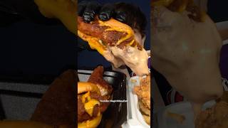 Raising Canes Daves En? Extra Sauce