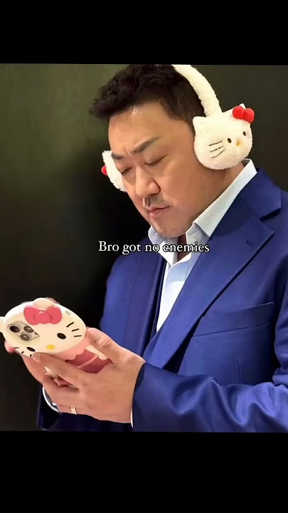 Ma Dongseok is perfectly comfortable with his masculinity to carry Hello Kitty around.......😂