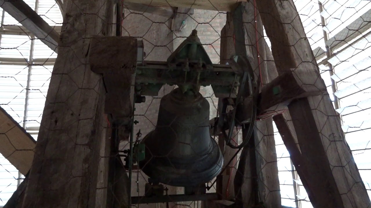 ESZTERGOM (H) - A Nagyboldogasszony és Szent Adalbert Főszékesegyház középharangja (Déli harangszó)