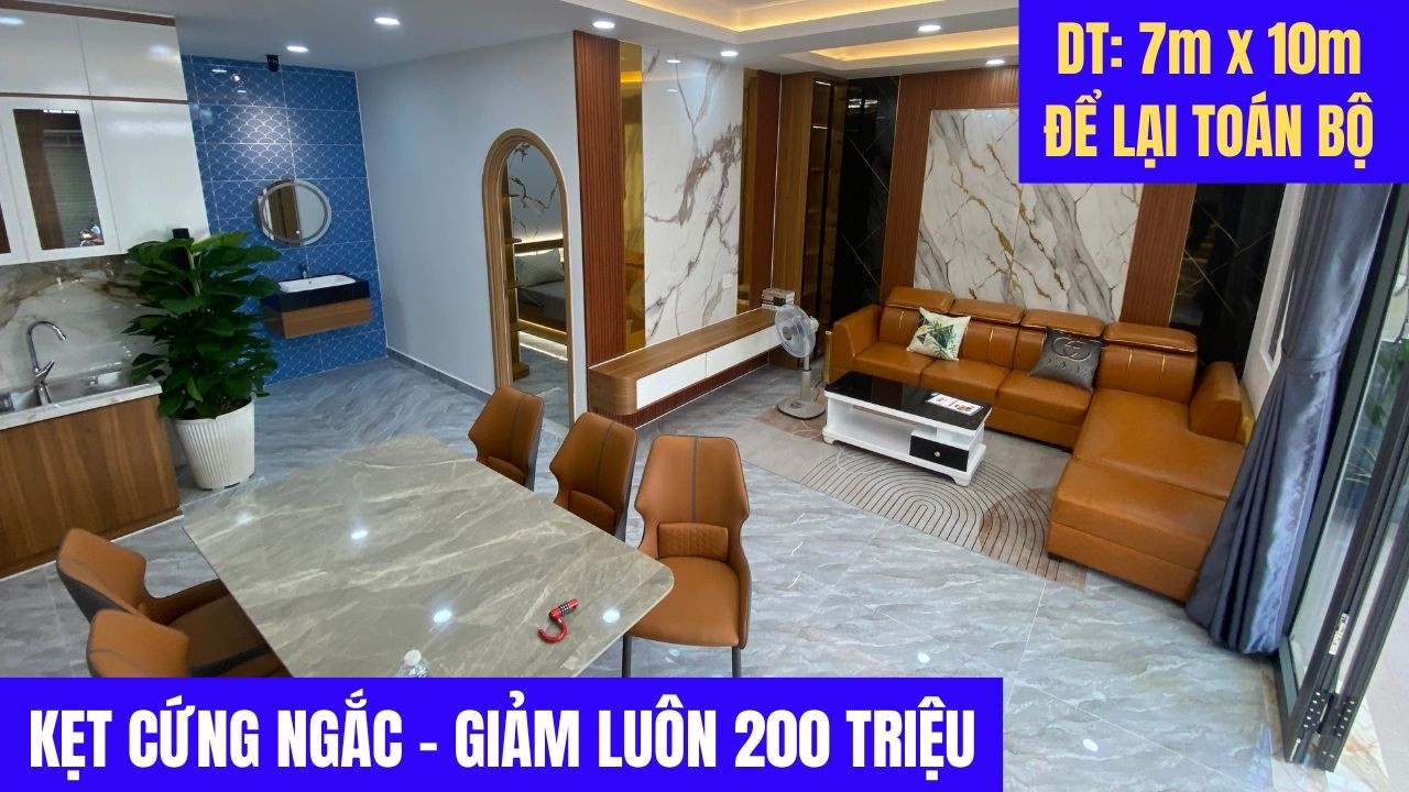 KẸT CỨNG - Anh Tư giảm luôn 200 triệu để bán căn nhà mới xây chưa ở ngày nào.