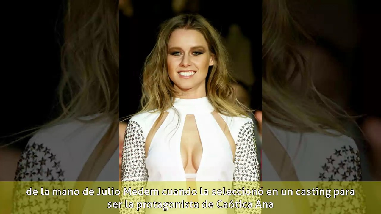 Manuela Vellés - Biografía