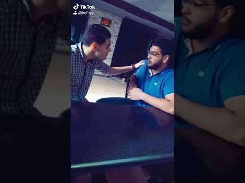فين الخماششر جنيه اللي عليك