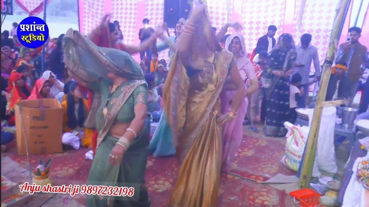 #trending भाभियों ने किया जबरदस्त डांस कंपटीशन का@ मेरो कान्हा बहुत बिगड़ेगा Anju shastri ji 