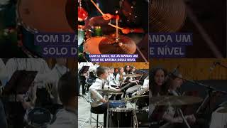 Ele tem 12 anos... mas o que mais chama atenção não é a idade.É o nível de controle na bateria #drum