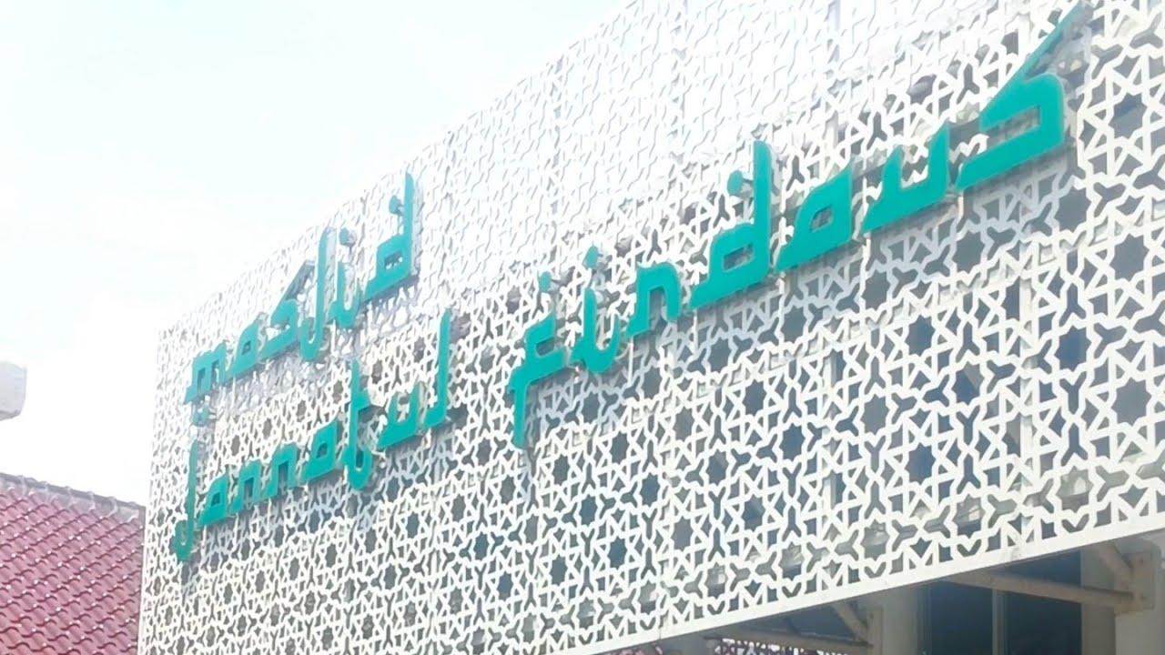 Adzan Dzuhur Masjid Jannatul Firdaus Taman Galaxy