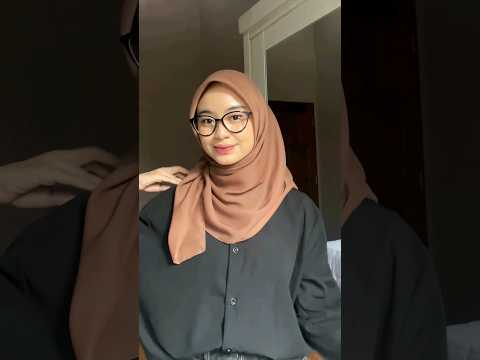tutorial hijab segi empat pakai kacamata by: @khadziyah_ | #tutorialhijab #hijabsegiempat #casual