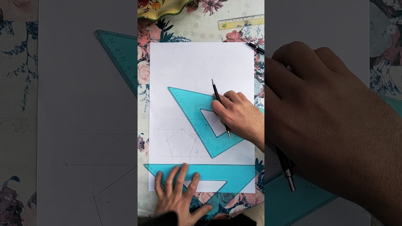 Assonometria Cavaliera Di Un Prisma A Base Pentagonale