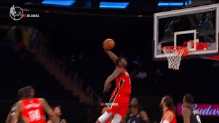 Zion Williamson splits the defense and explodes to the rim for the dunk | Pelicans vs Knicks