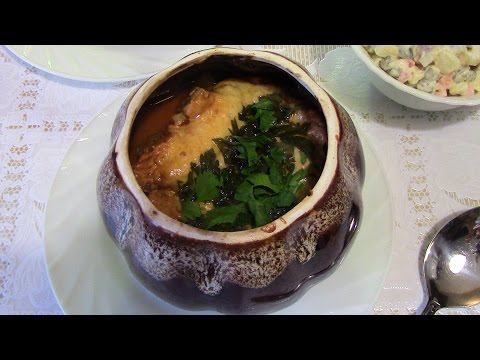 Видео рецепт Говядина с грибами в горшочке