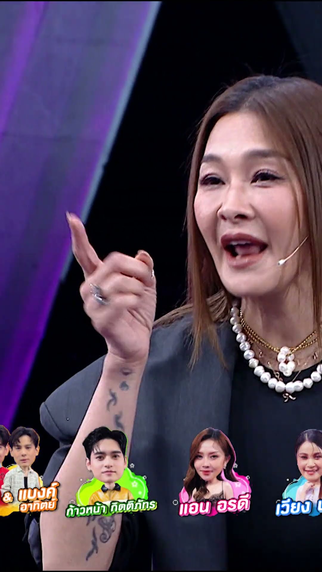 ดีเจนุ้ยน่าจะตกตั้งแต่เทปแรกแล้วฮะ #ร้องข้ามกำแพง #TheWallSong