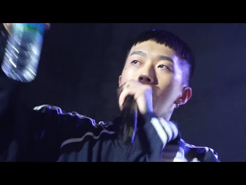 [181027] 우원재(woowonjae) 니가알던 내가 아냐 live + 무례하게 더블링 | AOMG 단체곡