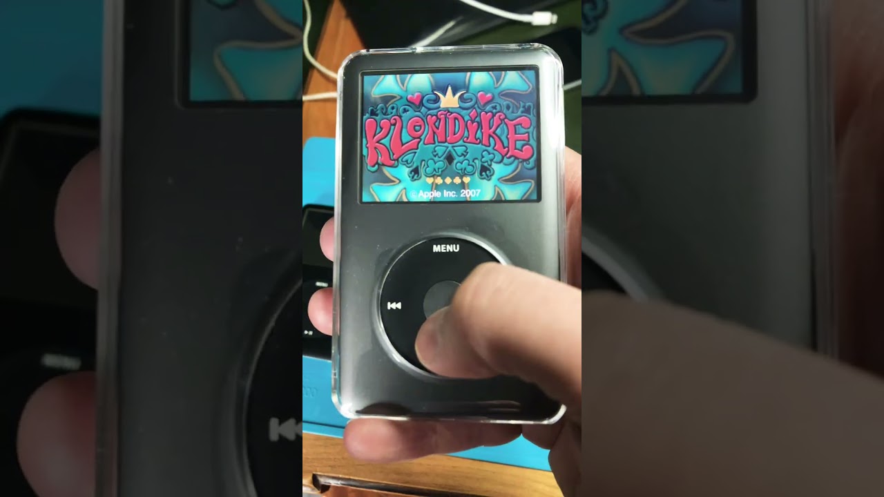 Sunday gaming on my Apple iPod 7th 👈👽