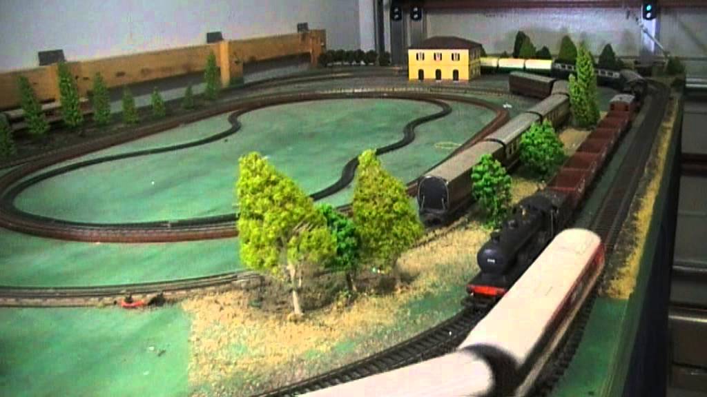 Lima HO NSW XPT Train Set - YouTube