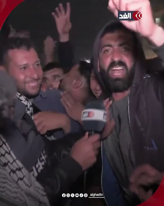 تحيا مصر وعاش السيسي.. فرحة هستيرية تغمر مواطنًا فلسطينيًّا بعد الإعلان عن وقف إطلاق النار بغزة