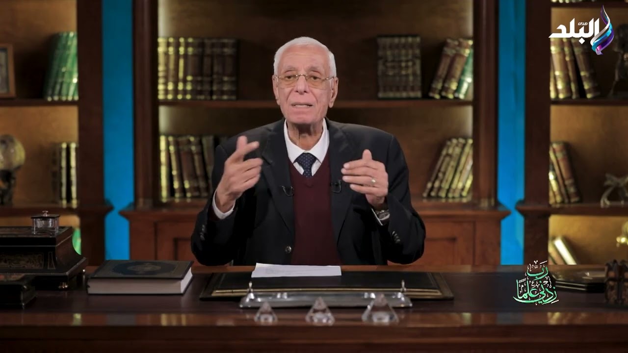 الاستيقاظ عدة مرات للتبول في الليل عرض ولا مرض؟ د.حسام موافي يجيب