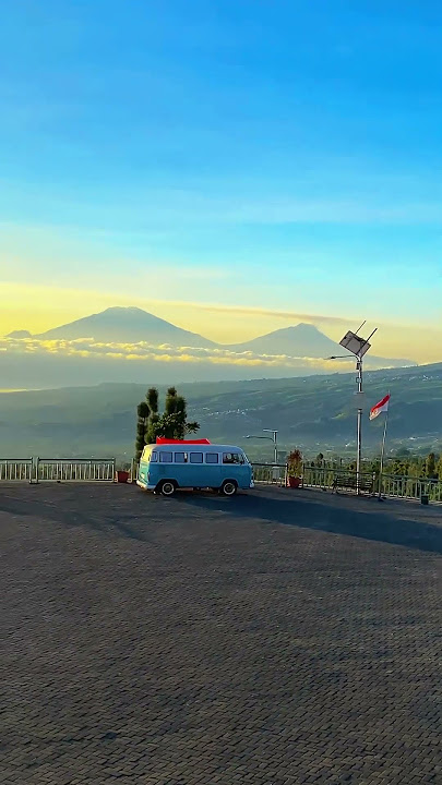 Pemandangan Sunrise di Embung Bansari, Kab. Temanggung, Jawa Tengah