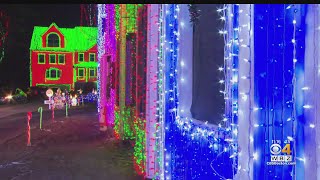 People Wait In Traffic Hours To See Wilmington Christmas Light Display