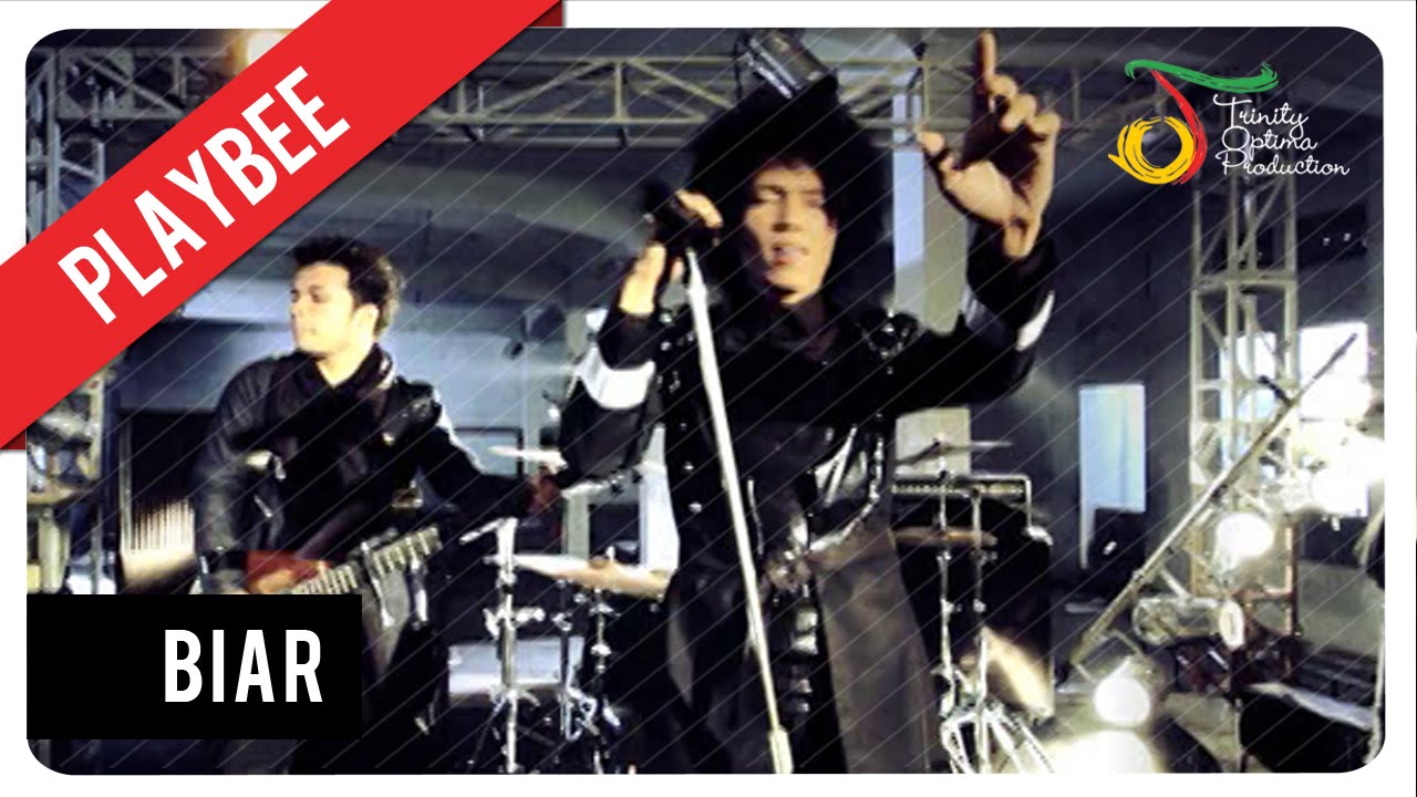 Playbee - Biar | Official Music Video