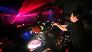 Tiefschwarz The Whistler (Nic Fanciulli Remix).wmv