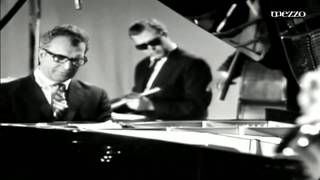 Vignette de la vidéo "Dave Brubeck - Take Five ( Original Video)"