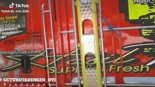 Kumpulan truk kontes