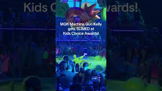 #MachineGunKelly #MGK gets #Slimed at the #nickelodeon #KidsChoiceAwards #slime