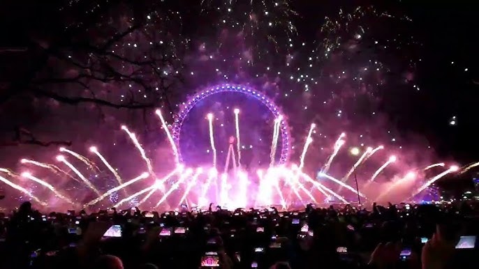 London's 2021 fireworks 🎆 Happy New Year Live! 🔴 BBC 