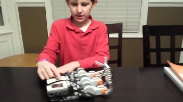 ScienceKid demonstrates Rock, Paper, Scissors Lego Mindstorm Robot