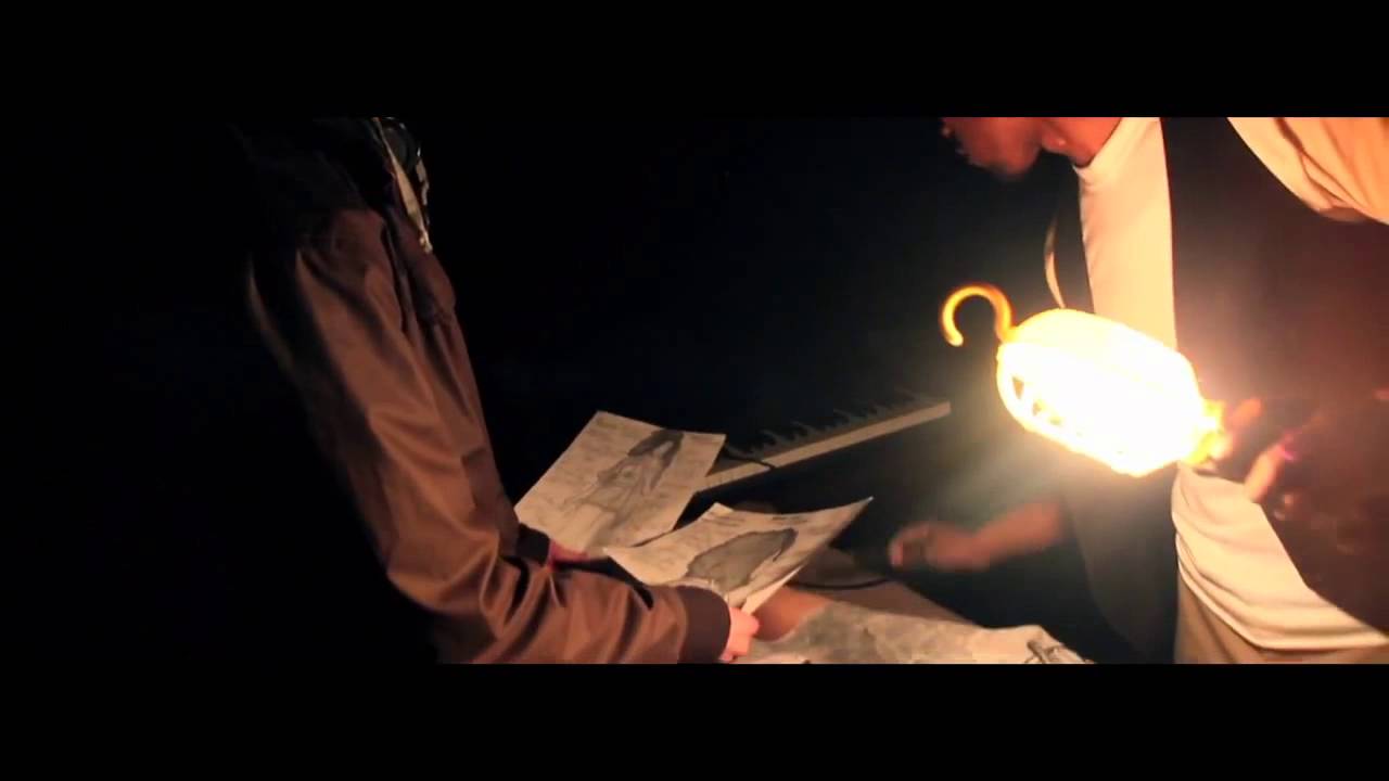 Duke Gmore feat  Kris WAK -  Robot Girl Official Music Video