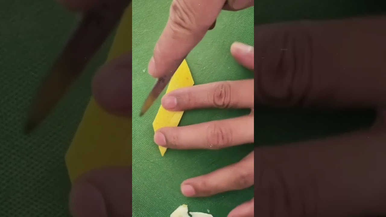 Classic Lemon Garnish🍋🍸 #satisfying #bartender #bartenderlife