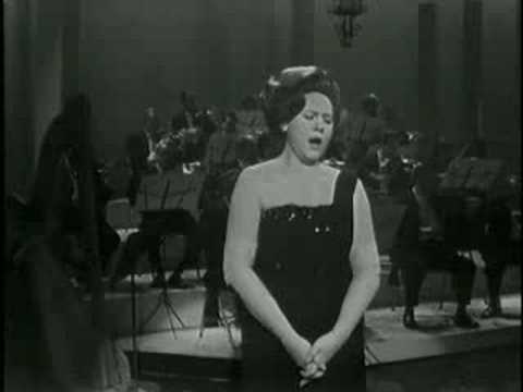 Renata Tebaldi - O mio Babbino caro (Concert)