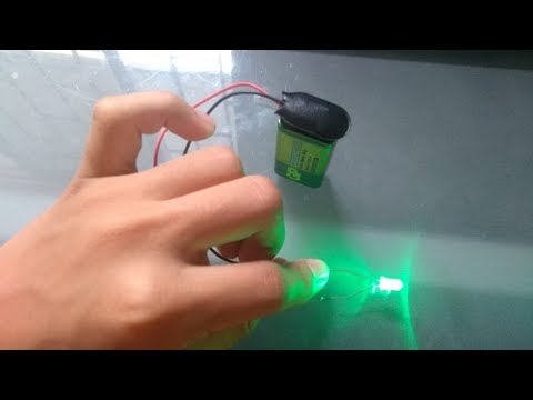 Vídeo: Es pot connectar un LED directament a una bateria de 9 V?