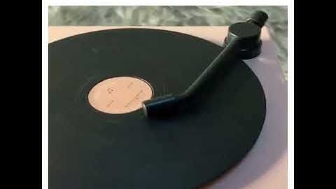 Retro Record Player Style Bluetooth Speaker