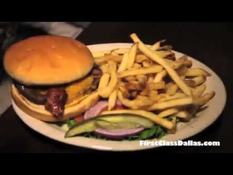 bacon-cheeseburger-at-st.-pete-s-dancin-marlin--deep-ellum